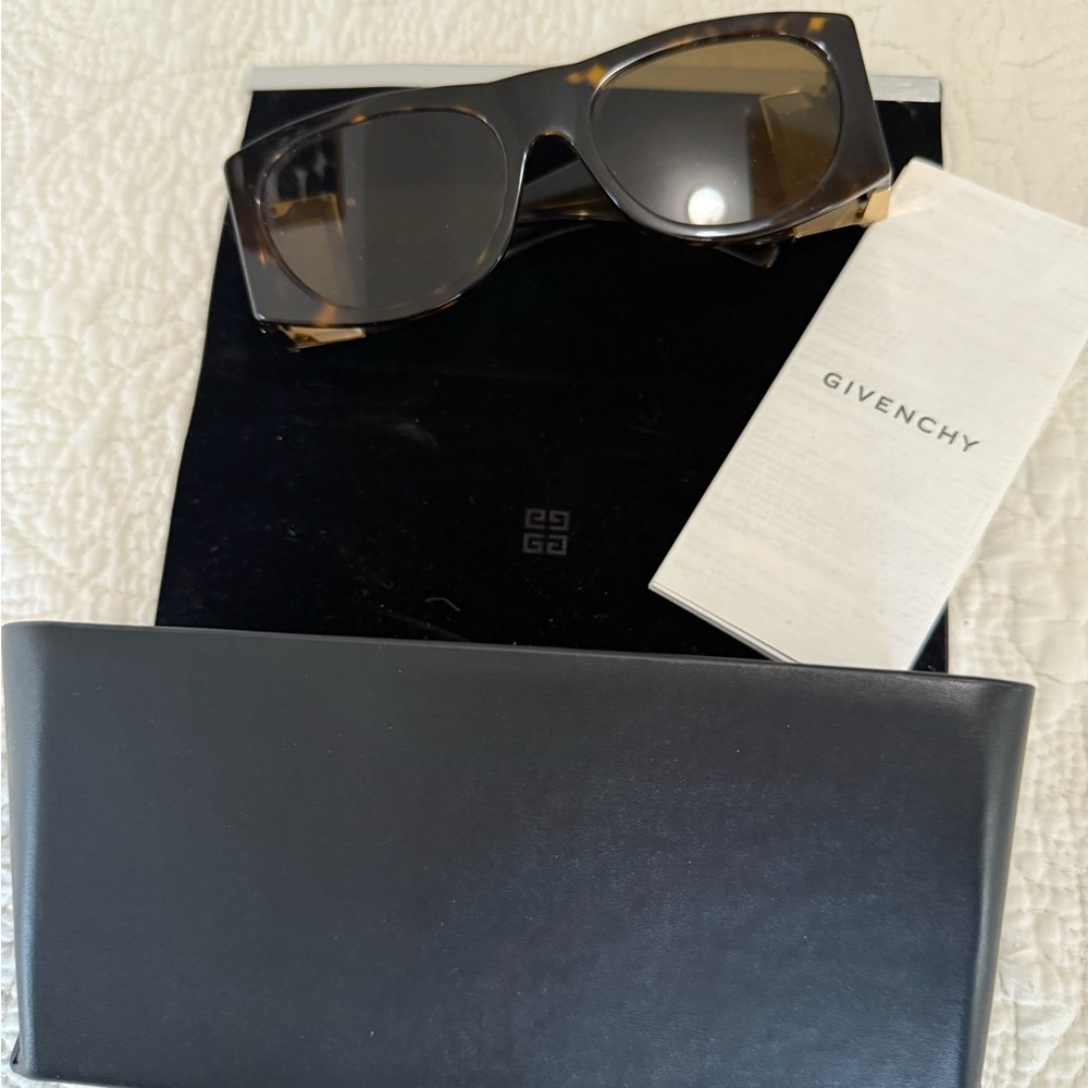 Givenchy Tortoise Shell Sunglasses - Picture 11 of 13